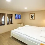 семеен чардаците 3*