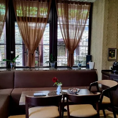 семеен чардаците 3*