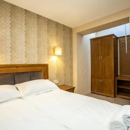 семеен чардаците 3* Lovech