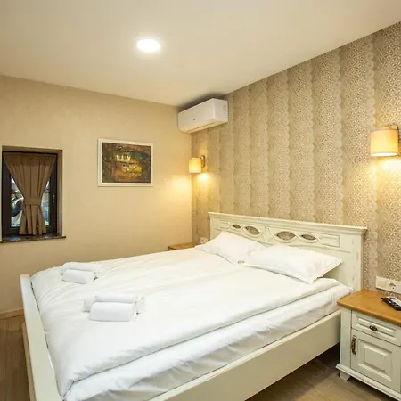 семеен чардаците לובץ'