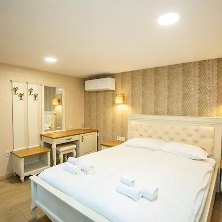 семеен чардаците Pensionat Lovech