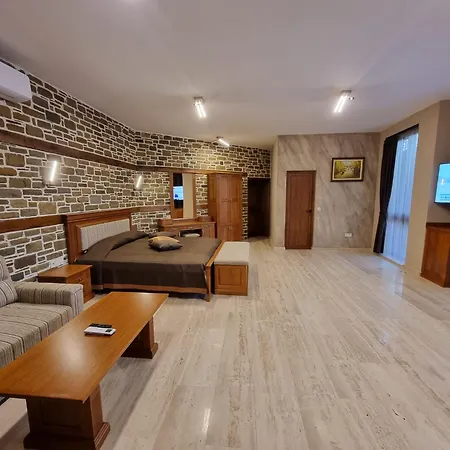 семеен чардаците 3* Ловеч