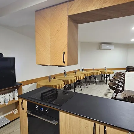 семеен чардаците 3*