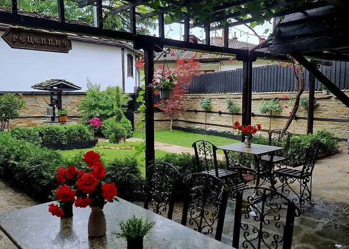 семеен чардаците 3*