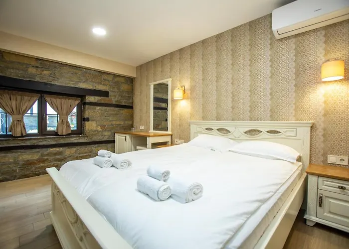 семеен чардаците 3*