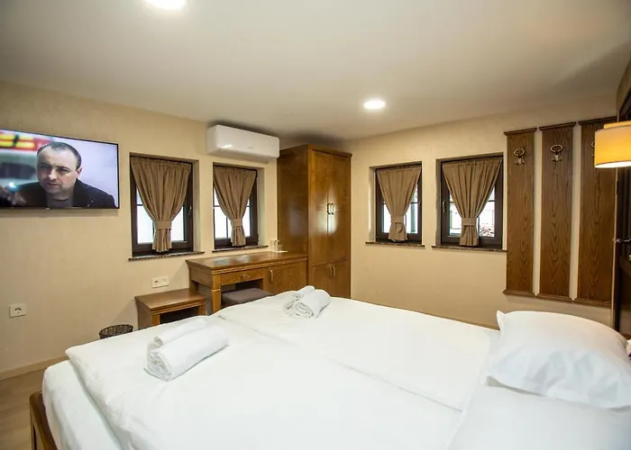 семеен чардаците Къща за гости 3*