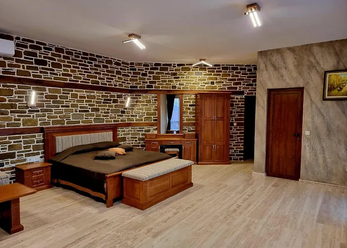 Къща за гости семеен чардаците 3*