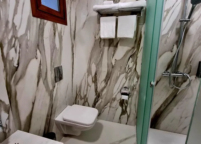 семеен чардаците Къща за гости 3*